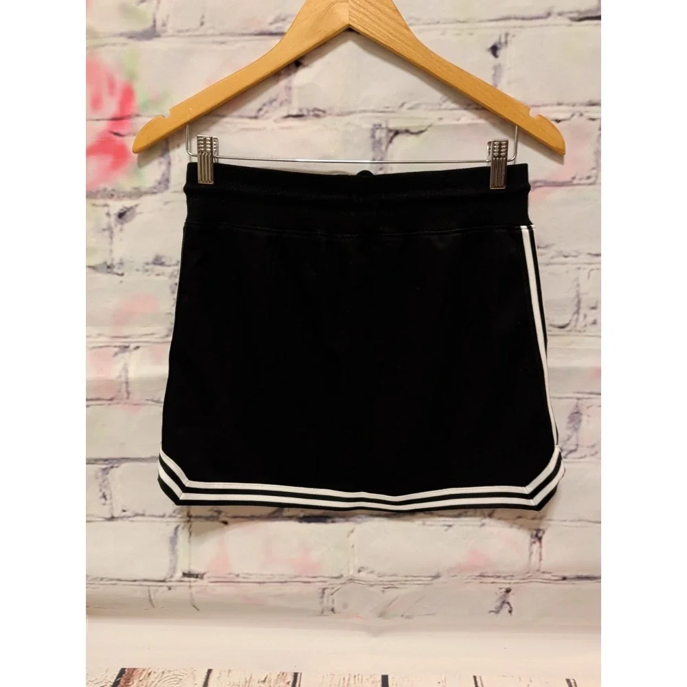 Spalding Women's Athletic Skort Black White Striped Sz XS NWT